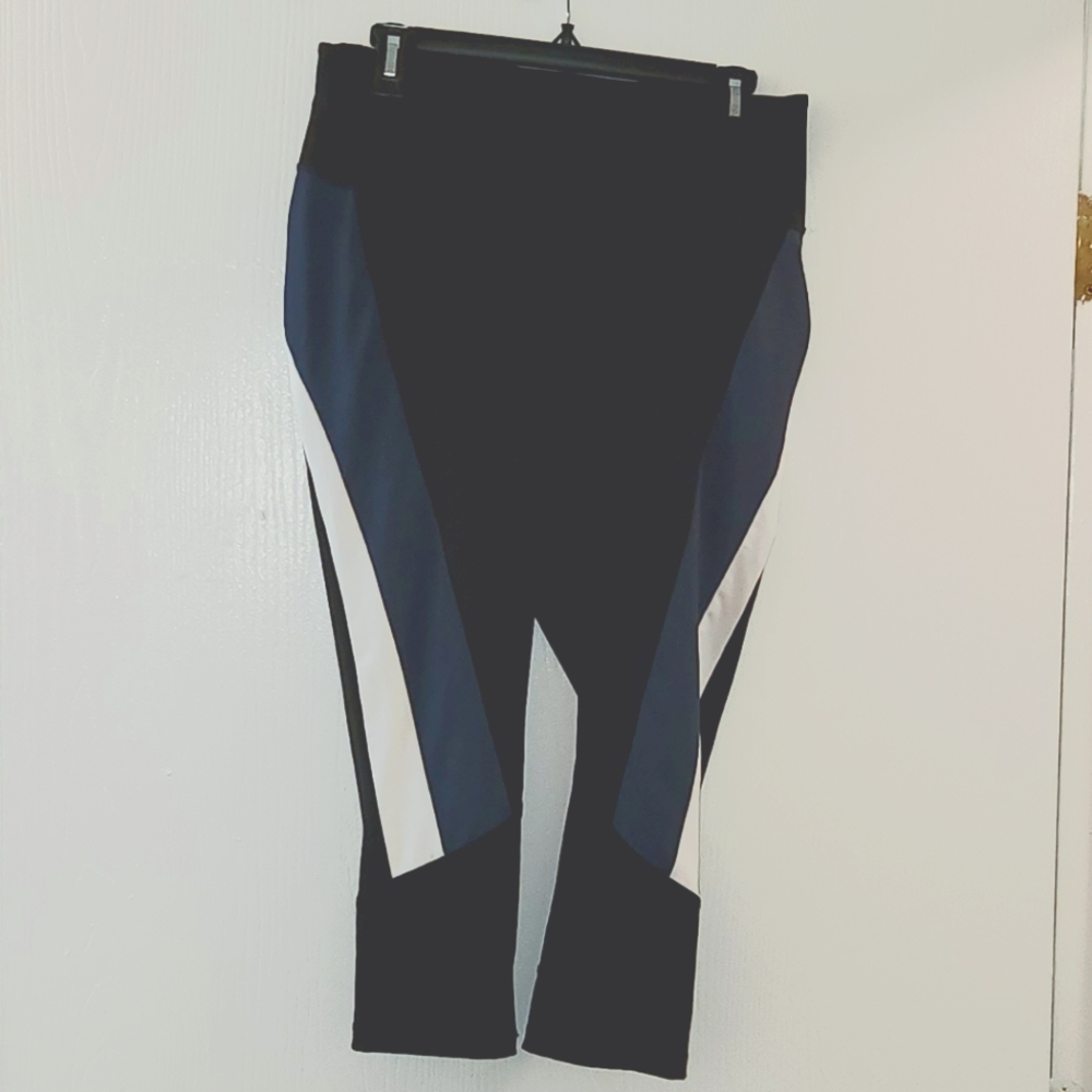 Black Comfortable Legging Capri